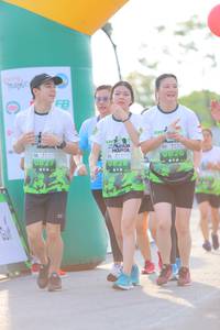 BIB: 
                            <button type="button" onclick="openModal(3652236)" class="btn btn-primary btn-sm float-right btn-popup" data-toggle="modal" data-target=".modal-high-quality">
                        <i class="fas fa-shopping-cart"></i> Add to Cart
                    </button>
                                            <button type="button" onclick="isThisMe(3652236, true)" class="btn btn-success btn-sm float-right btn-popup btn-isme hidden" data-toggle="tooltip" data-placement="bottom" title="นี่คือรูปของคุณใช่ไหม คลิกที่นี่เพื่อเอาเข้าอัลบั้ม">
                        <i class="fas fa-plus"></i> Add to album
                    </button>
                    <button type="button" onclick="isThisMe(3652236, false)" class="btn btn-warning btn-sm float-right btn-popup btn-isnotme hidden">
                        <i class="fas fa-ban"></i> Remove from album
                    </button>